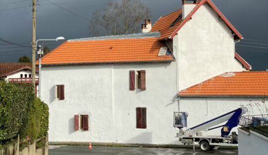 Maison en rénovation, Raval Façades 64.